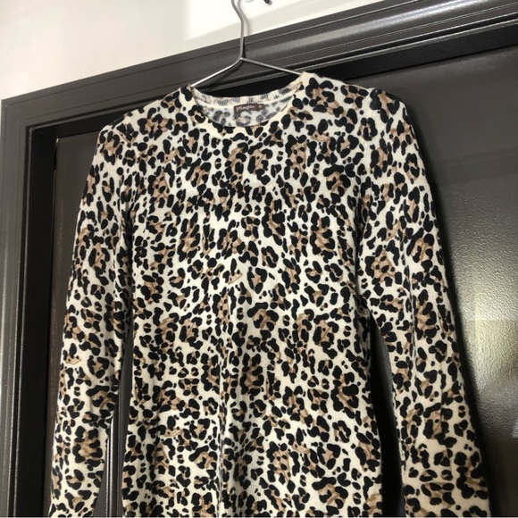 J. McLaughlin cheetah/leopard lightweight cashmere long sleeve crewneck sweater - Picture 5 of 8